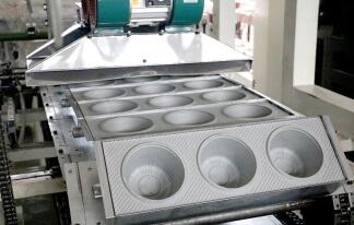 山東餐盒機(jī)哪家性價(jià)比高，真空成型機(jī)廠家推薦